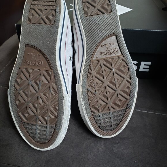Converse - Picture 4 of 4